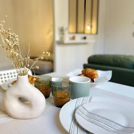 La Lagom, Relax & Quiet